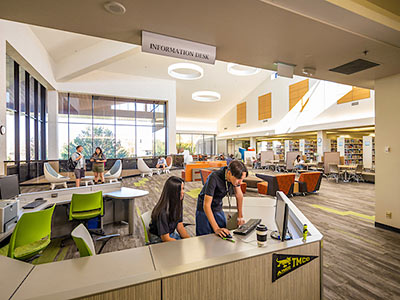 TMCC Students in Library